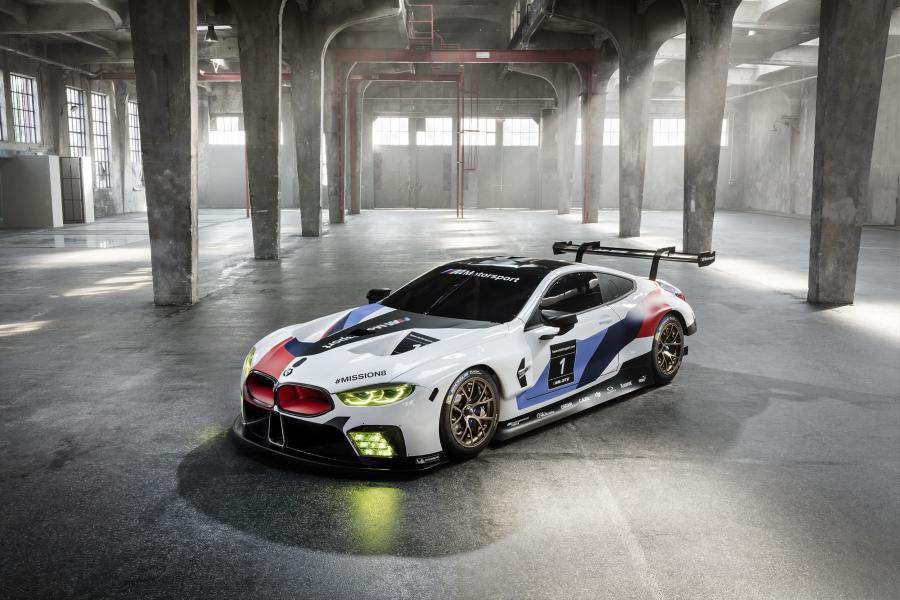  BMW M8 GTE 2018 года  (фото 7 из 43)